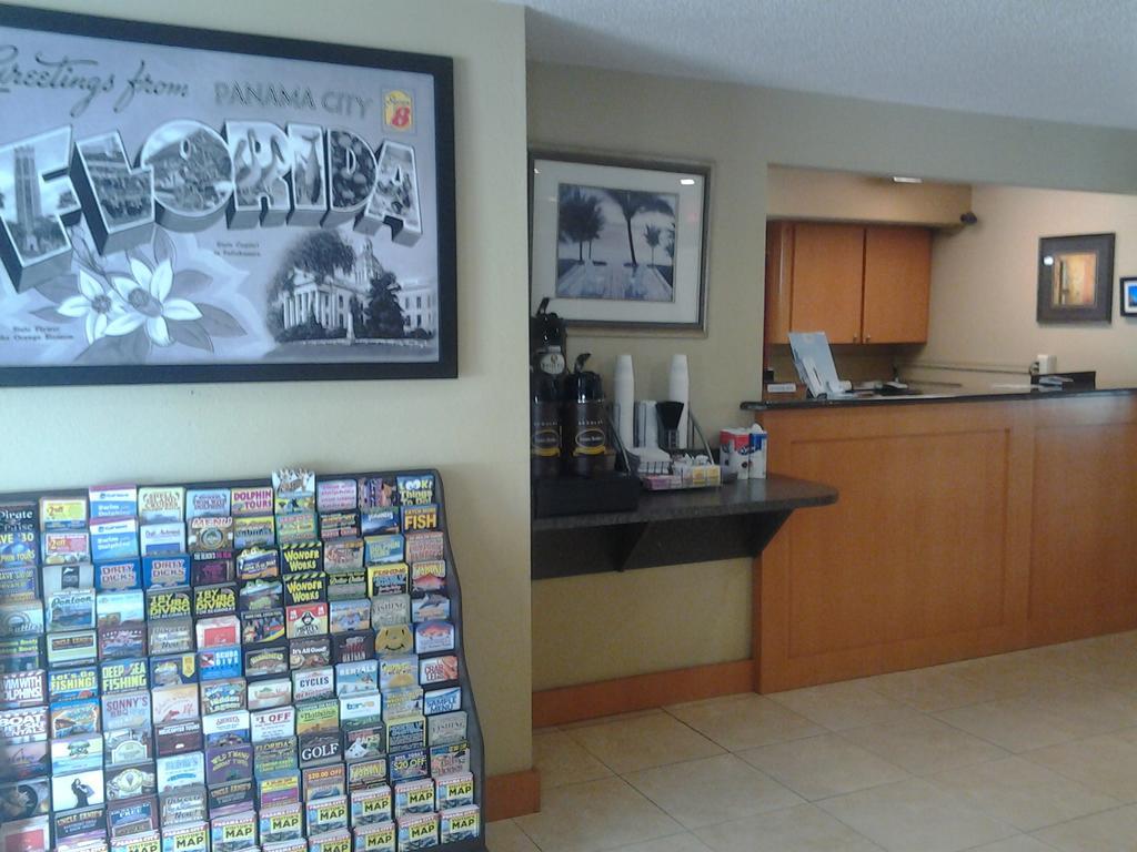 Super 8 By Wyndham Panama City Dış mekan fotoğraf