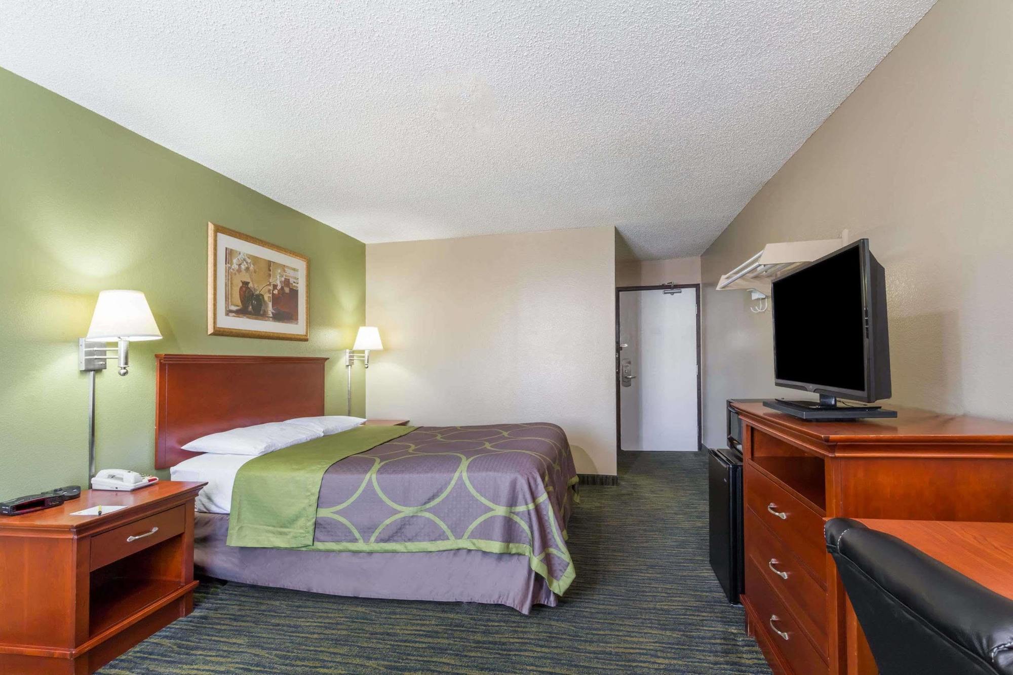 Super 8 By Wyndham Panama City Dış mekan fotoğraf